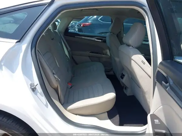 3FA6P0HD4LR232009 2020 FORD FUSION - Image 8