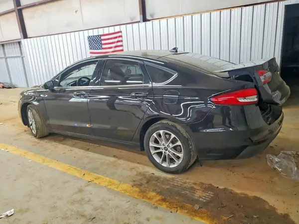 3FA6P0HD4LR234813 2020 FORD FUSION - Image 2