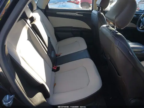 3FA6P0HD4LR245438 2020 FORD FUSION - Image 8