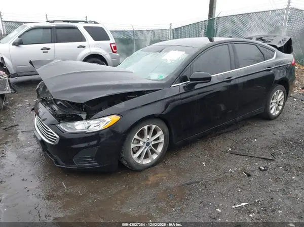 3FA6P0HD4LR246315 2020 FORD FUSION - Image 2