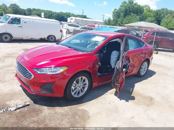 3FA6P0HD4LR250204 2020 FORD FUSION - Image 2