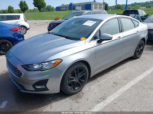 3FA6P0HD4LR251532 2020 FORD FUSION - Image 2