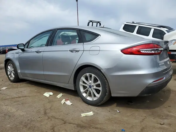 3FA6P0HD4LR252325 2020 FORD FUSION - Image 2
