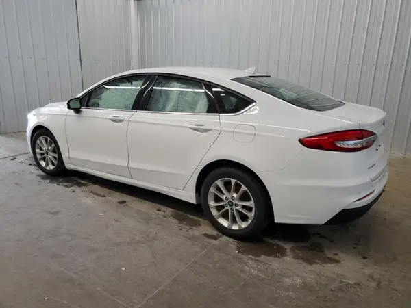 3FA6P0HD4LR252471 2020 FORD FUSION - Image 2