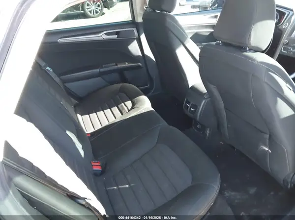3FA6P0HD4LR256293 2020 FORD FUSION - Image 8