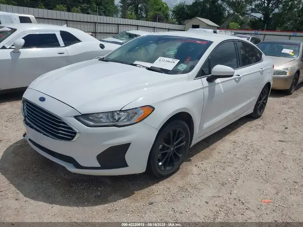 3FA6P0HD4LR257640 2020 FORD FUSION - Image 2
