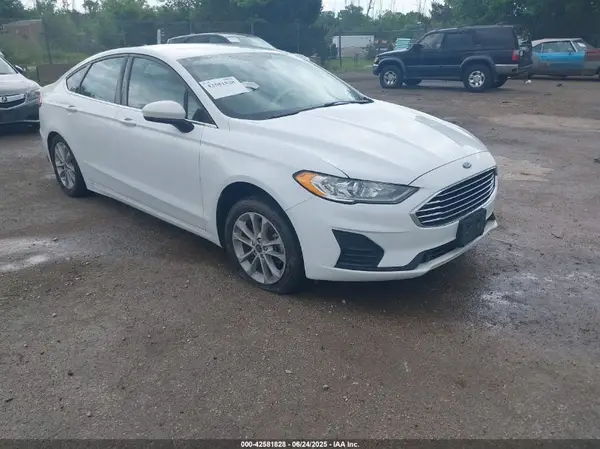3FA6P0HD4LR260019 2020 FORD FUSION - Image 1