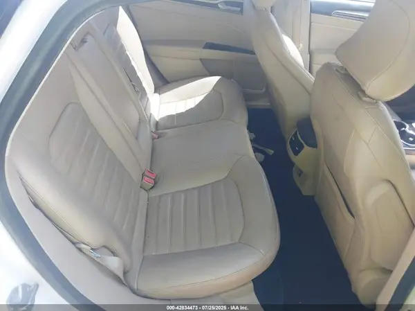 3FA6P0HD5GR102505 2016 FORD FUSION - Image 8