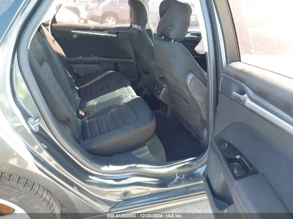 3FA6P0HD5GR104738 2016 FORD FUSION - Image 8