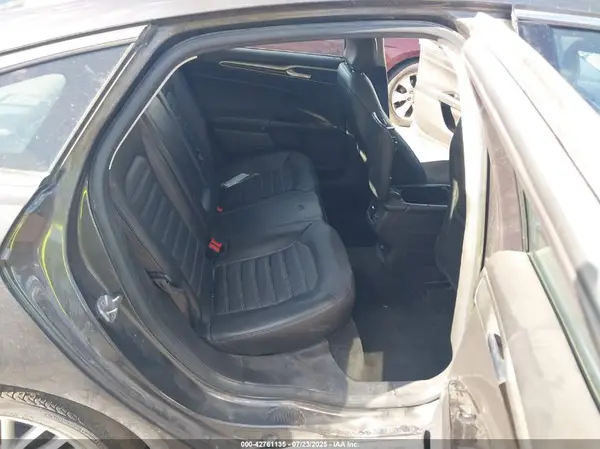 3FA6P0HD5GR114637 2016 FORD FUSION - Image 8