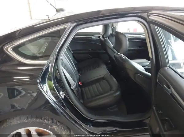 3FA6P0HD5GR158685 2016 FORD FUSION - Image 8