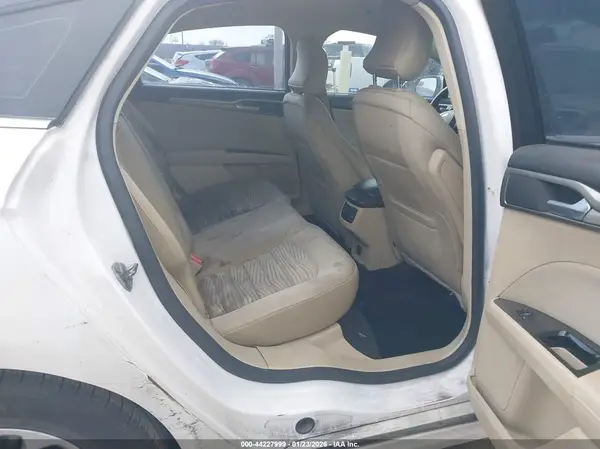 3FA6P0HD5GR166480 2016 FORD FUSION - Image 8