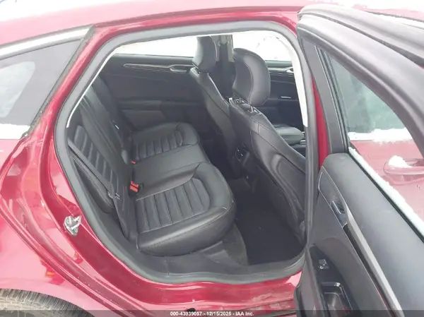 3FA6P0HD5GR184803 2016 FORD FUSION - Image 8