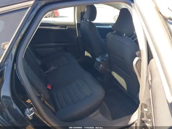 3FA6P0HD5GR237323 2016 FORD FUSION - Image 8