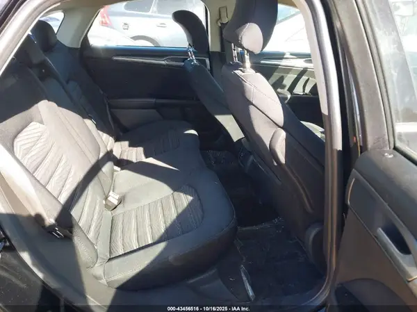 3FA6P0HD5GR243252 2016 FORD FUSION - Image 8