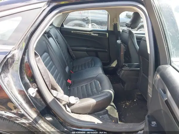 3FA6P0HD5GR244028 2016 FORD FUSION - Image 8