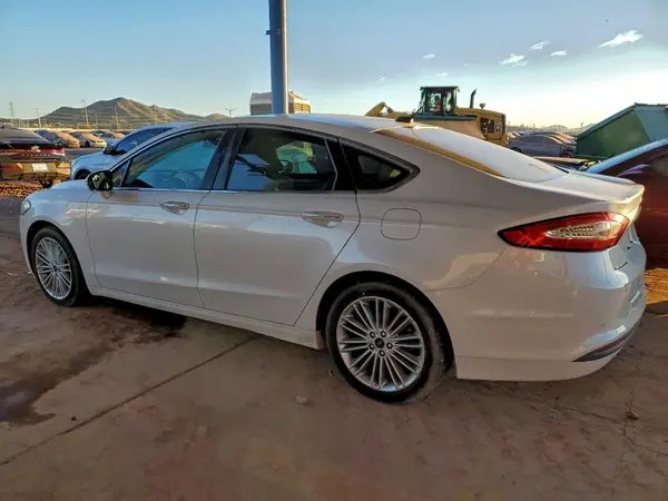 3FA6P0HD5GR329256 2016 FORD FUSION - Image 2