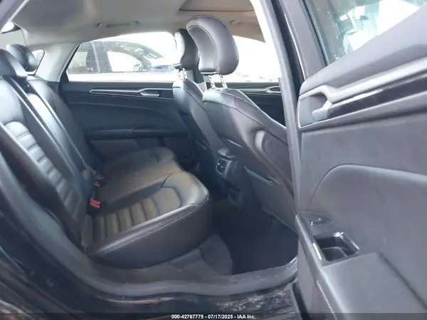 3FA6P0HD5GR339270 2016 FORD FUSION - Image 8