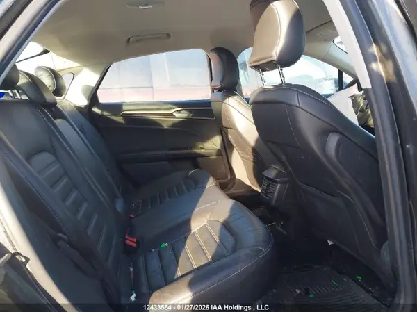 3FA6P0HD5GR371118 2016 FORD FUSION - Image 8