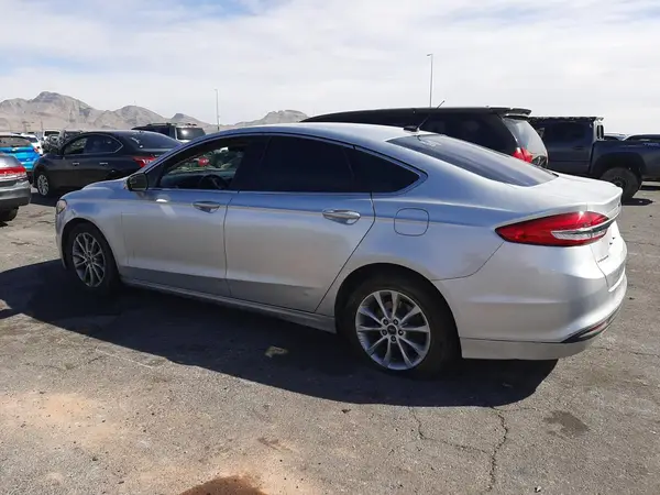 3FA6P0HD5HR122657 2017 FORD FUSION - Image 2