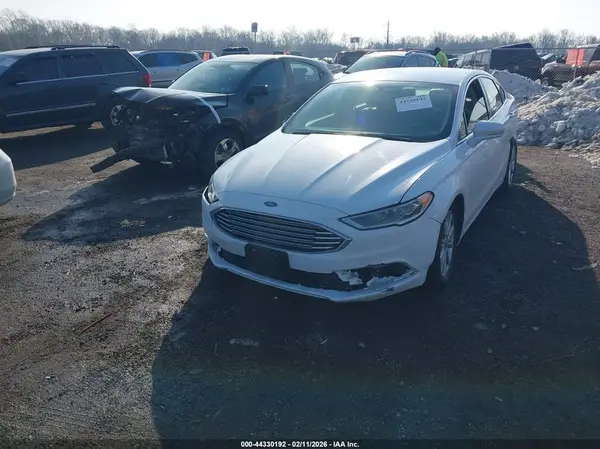3FA6P0HD5HR132864 2017 FORD FUSION - Image 2
