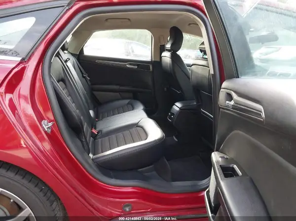 3FA6P0HD5HR176072 2017 FORD FUSION - Image 8