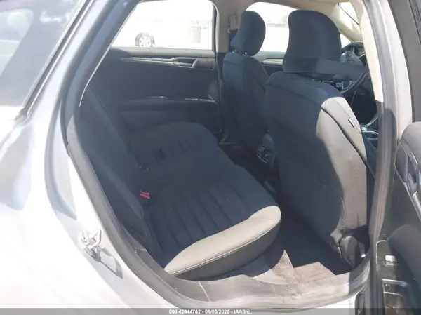 3FA6P0HD5HR195575 2017 FORD FUSION - Image 8