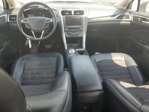 3FA6P0HD5HR195740 2017 FORD FUSION - Image 8