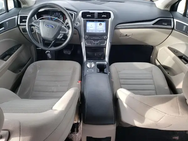 3FA6P0HD5HR195849 2017 FORD FUSION - Image 8