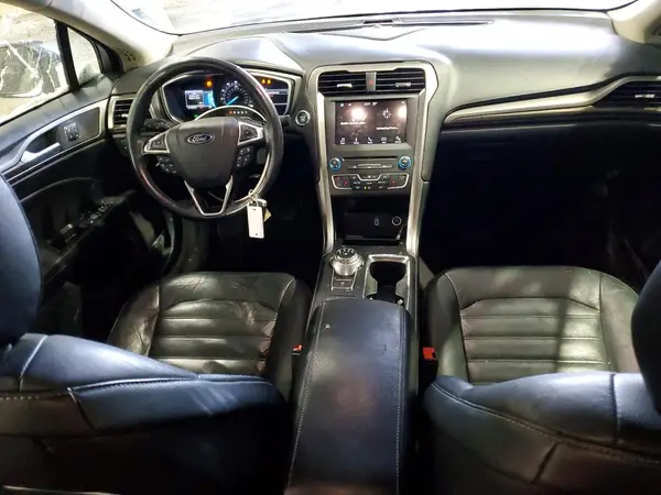 3FA6P0HD5HR205666 2017 FORD FUSION - Image 8