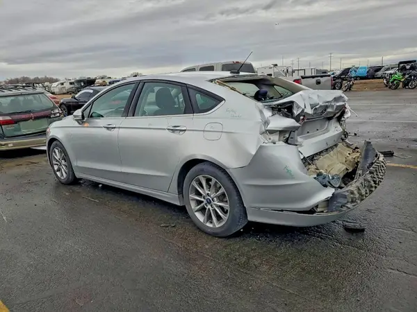 3FA6P0HD5HR215193 2017 FORD FUSION - Image 2