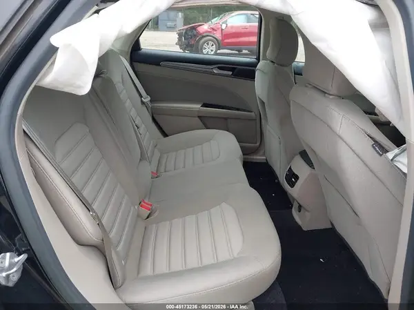 3FA6P0HD5HR243902 2017 FORD FUSION - Image 8