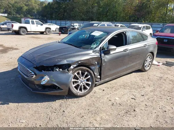 3FA6P0HD5HR260005 2017 FORD FUSION - Image 2