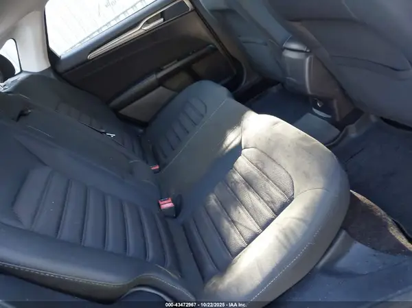 3FA6P0HD5HR268685 2017 FORD FUSION - Image 8
