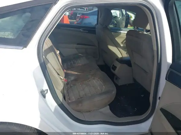 3FA6P0HD5HR269450 2017 FORD FUSION - Image 8