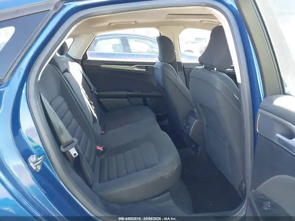 3FA6P0HD5HR271585 2017 FORD FUSION - Image 8