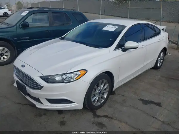 3FA6P0HD5HR276351 2017 FORD FUSION - Image 2