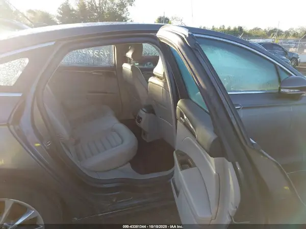 3FA6P0HD5HR283414 2017 FORD FUSION - Image 8