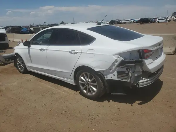 3FA6P0HD5HR284501 2017 FORD FUSION - Image 2