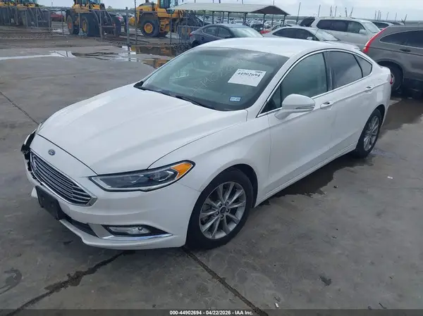 3FA6P0HD5HR305167 2017 FORD FUSION - Image 2