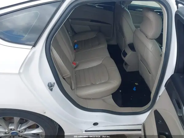 3FA6P0HD5HR305167 2017 FORD FUSION - Image 8