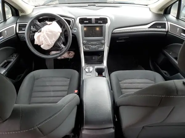 3FA6P0HD5HR306819 2017 FORD FUSION - Image 8