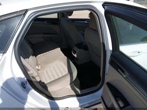 3FA6P0HD5HR309879 2017 FORD FUSION - Image 8
