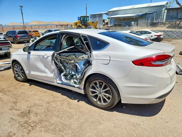 3FA6P0HD5HR313365 2017 FORD FUSION - Image 2