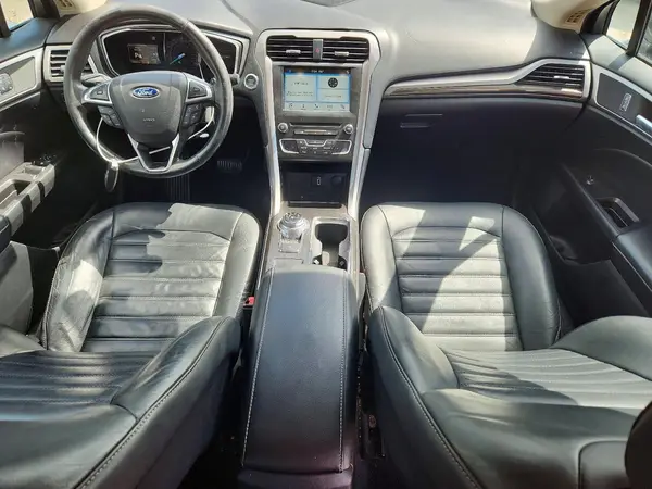 3FA6P0HD5HR372741 2017 FORD FUSION - Image 8