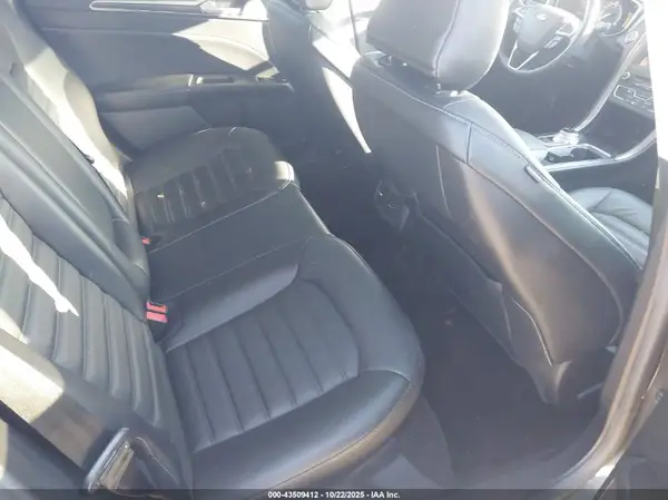 3FA6P0HD5HR391628 2017 FORD FUSION - Image 8