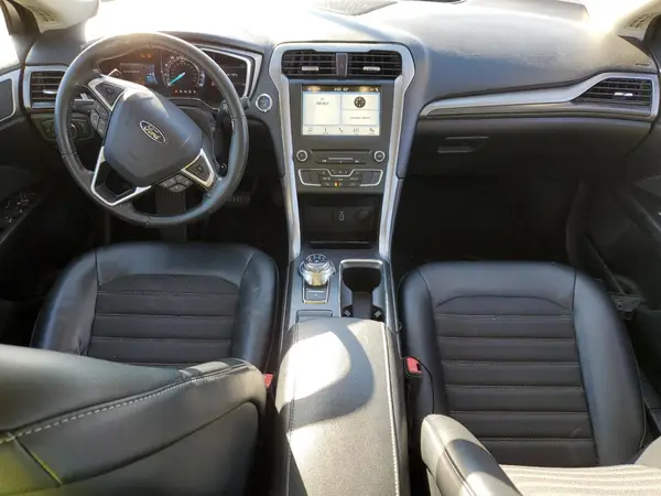 3FA6P0HD5HR408055 2017 FORD FUSION - Image 8