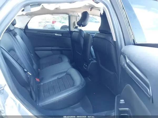 3FA6P0HD5JR130845 2018 FORD FUSION - Image 8