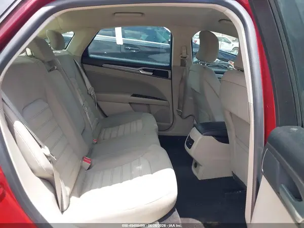 3FA6P0HD5JR143126 2018 FORD FUSION - Image 8