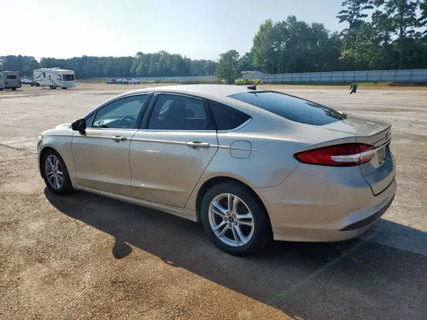 3FA6P0HD5JR143188 2018 FORD FUSION - Image 2